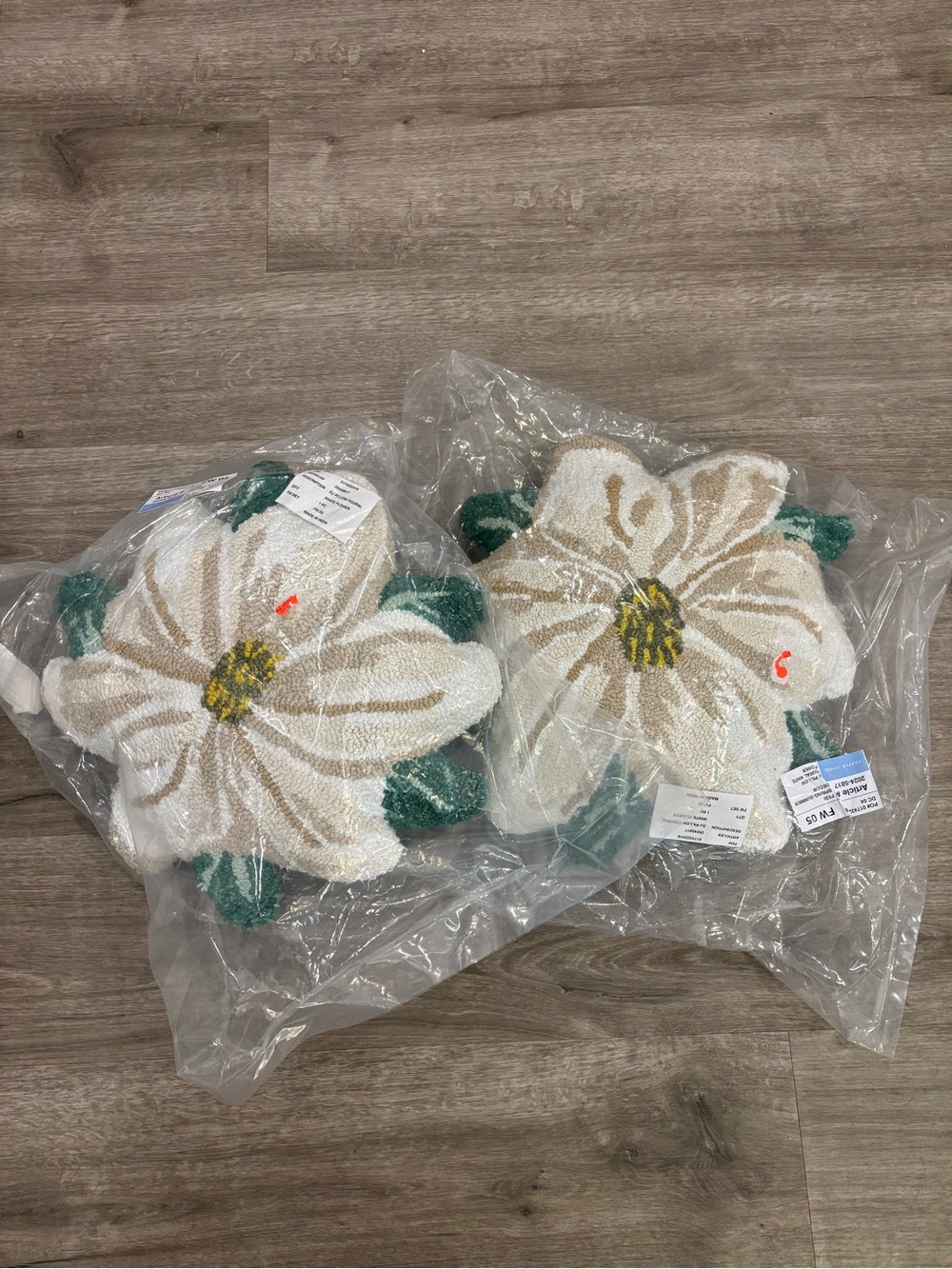 Draper James Magnolia Flower Woven Decorative Pillows (SET OF 2) BRAND NEW!